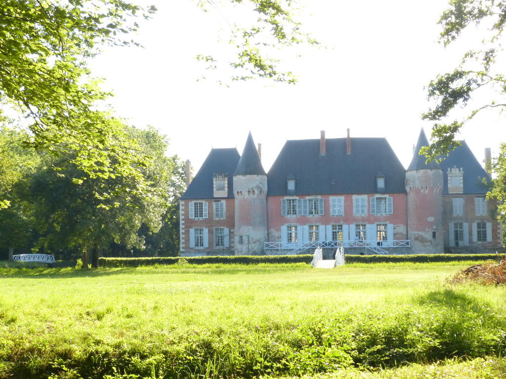 Chateau De Souesmes Exterior foto